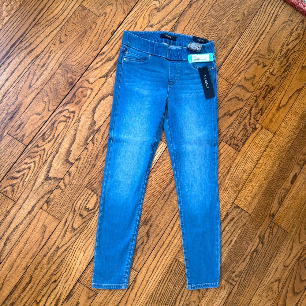 NWT Liverpool Jegging - Size 6